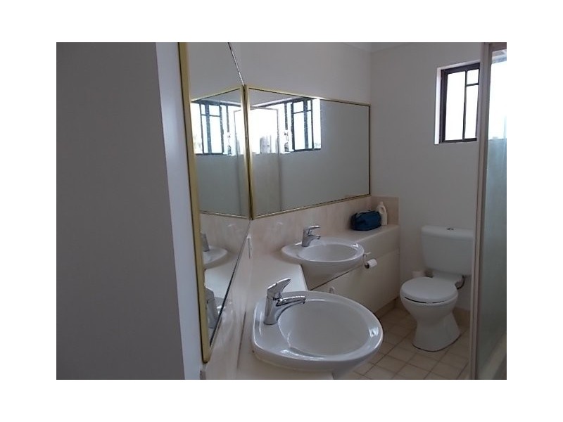 38/81 Boykambil Esp Nth, Hope Island QLD 4212