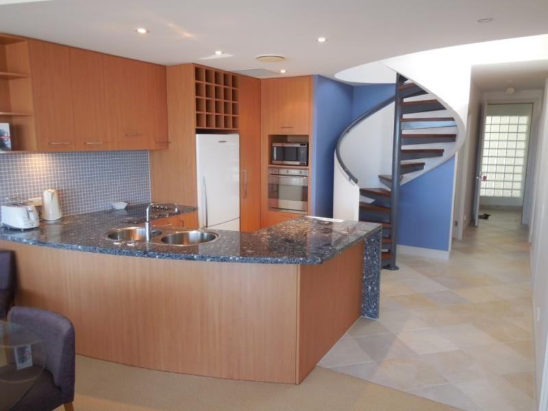 13 Nicklin Way, Minyama QLD 4575