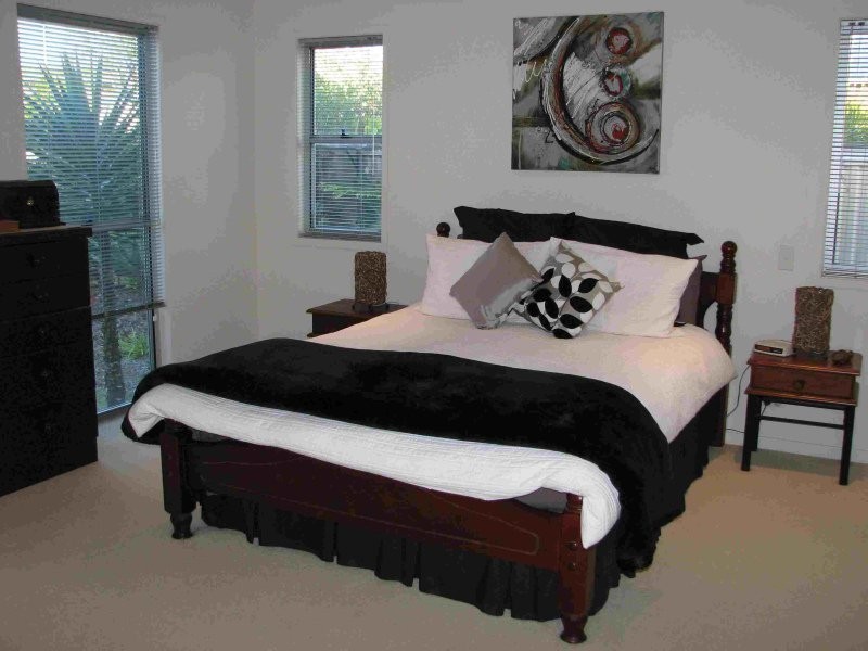 44 Twelfth Avenue, Palm Beach QLD 4221