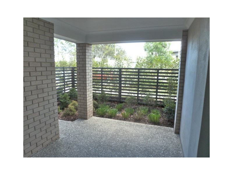 86 Carselgrove Ave, Fitzgibbon QLD 4018