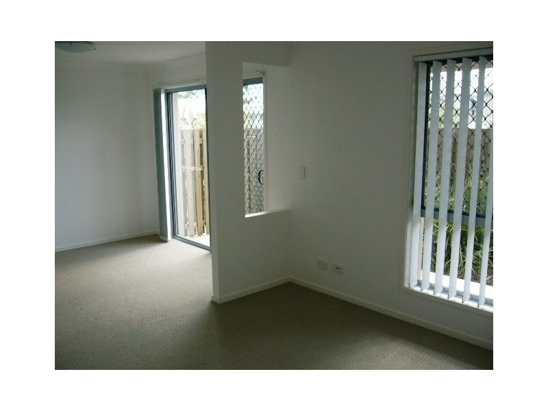 SLUG+/110 Lexey Crescent, Wakerley QLD 4154