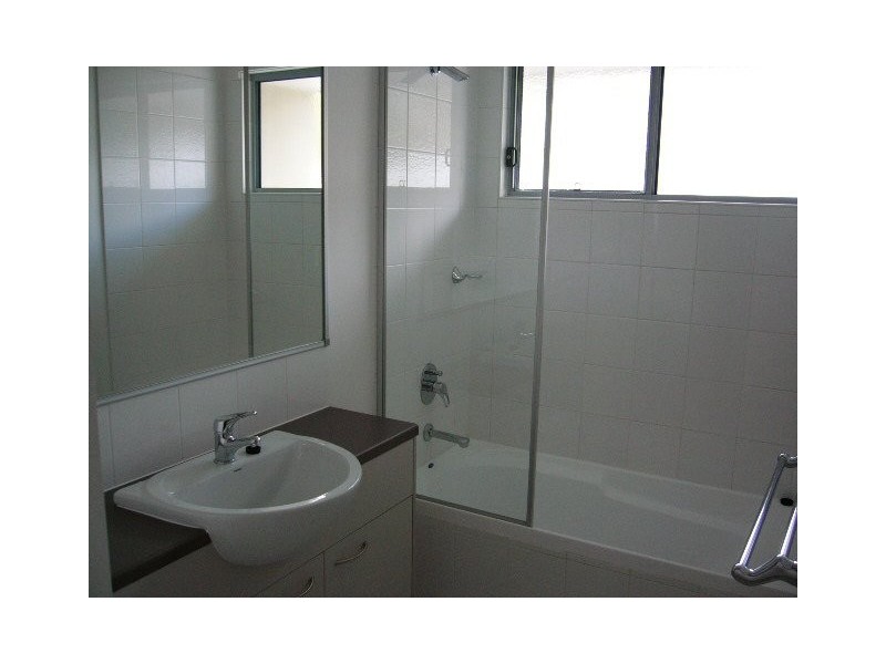 SLUG+/110 Lexey Crescent, Wakerley QLD 4154