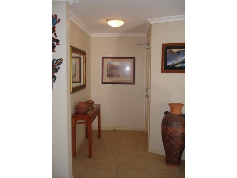 10/126 Old Burleigh Road, Broadbeach QLD 4218