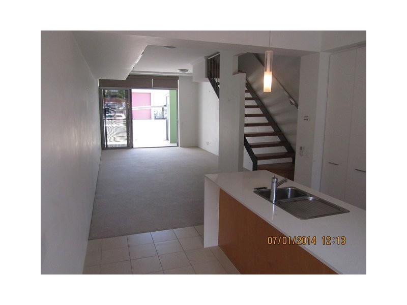 06/20 Anthony Street, West End QLD 4101