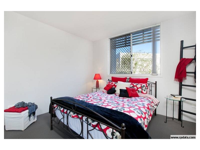46/2 Campbell St, Toowong QLD 4066