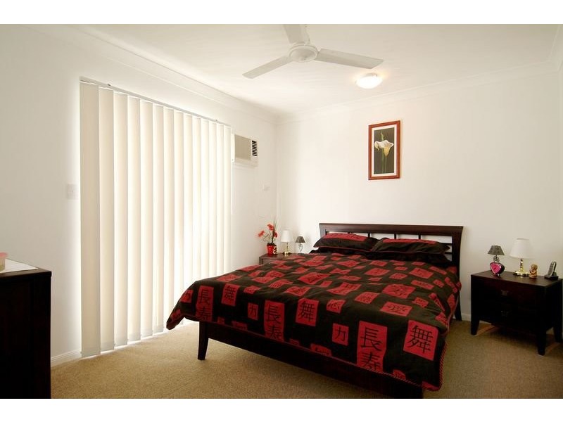 33/44 Pease street, Cairns QLD 4870