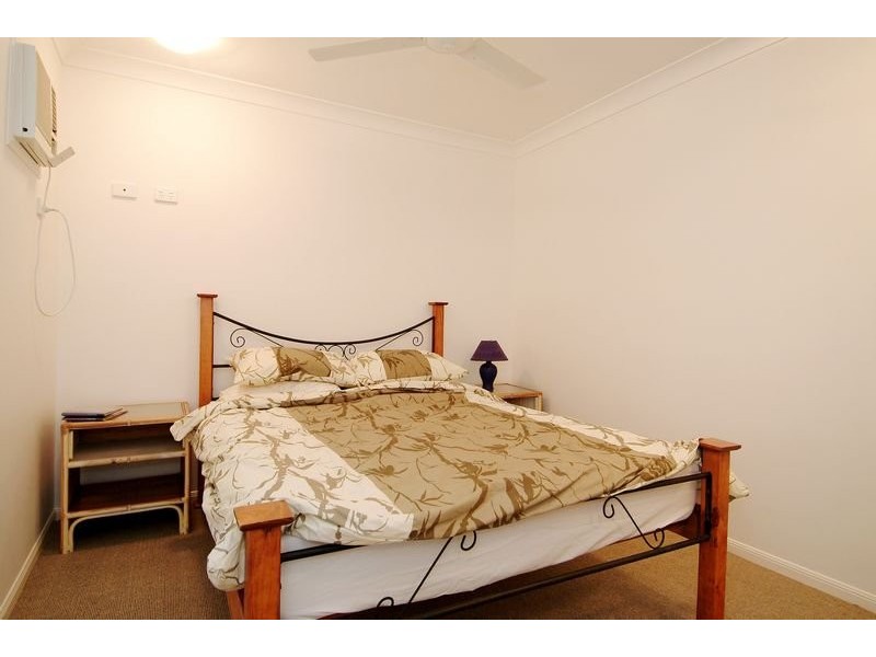 33/44 Pease street, Cairns QLD 4870