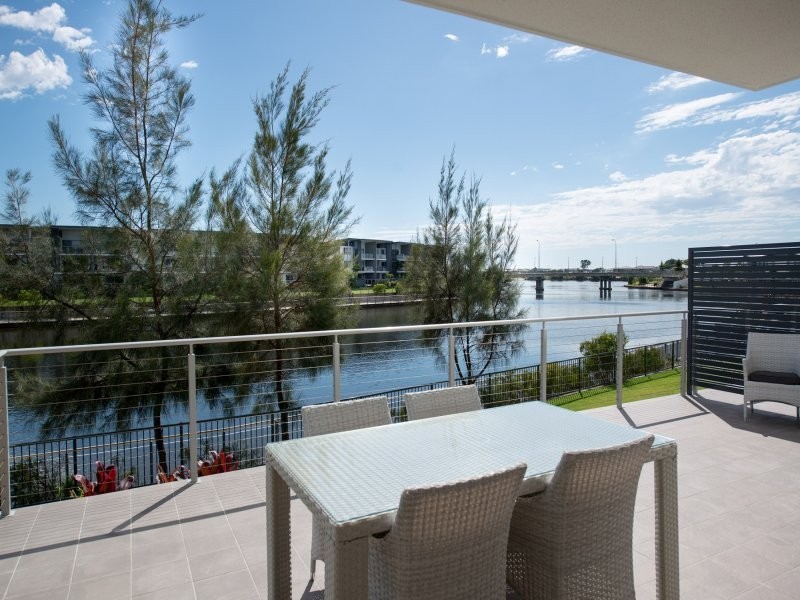 8/99 Birtinya Boulevarde, Birtinya QLD 4575