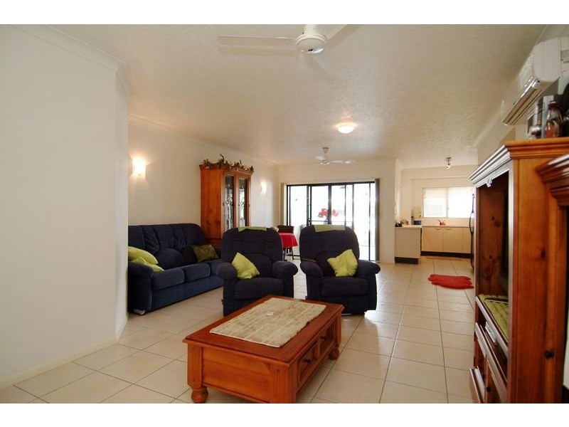 7/44 Pease street, Cairns QLD 4870