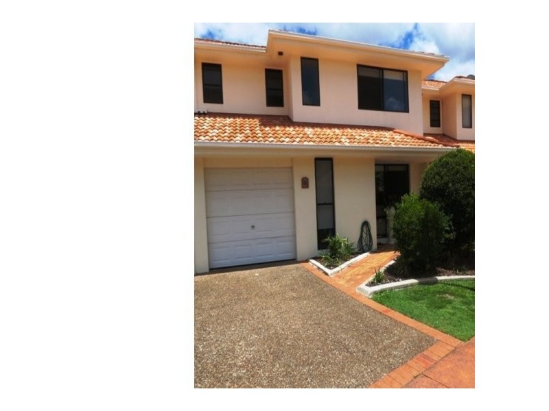 18/323 Christine Avenue, Varsity Lakes QLD 4227