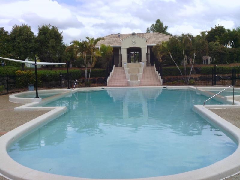 2-4 Langport Pde, Mudgeeraba QLD 4213