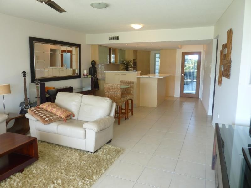 17/51 Grand Parade, Kawana Island QLD 4575