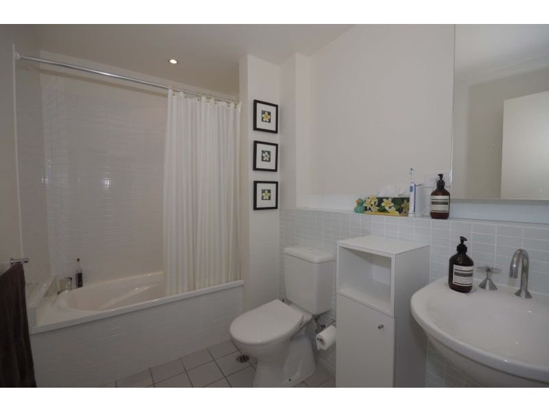 64 Macquarie Street, Teneriffe QLD 4005