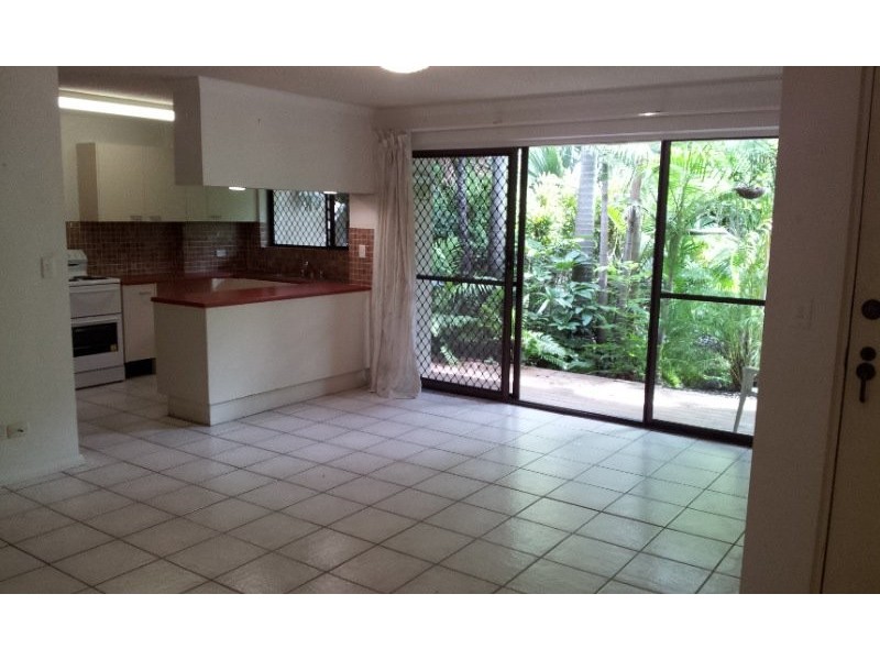 111 Markeri Street, Mermaid Waters QLD 4218