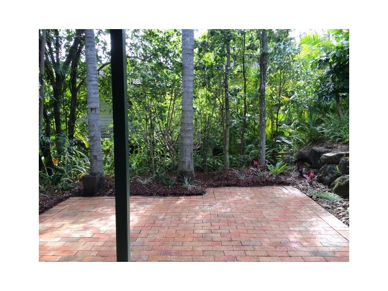 2/71 Mitchell Ave, Currumbin QLD 4223