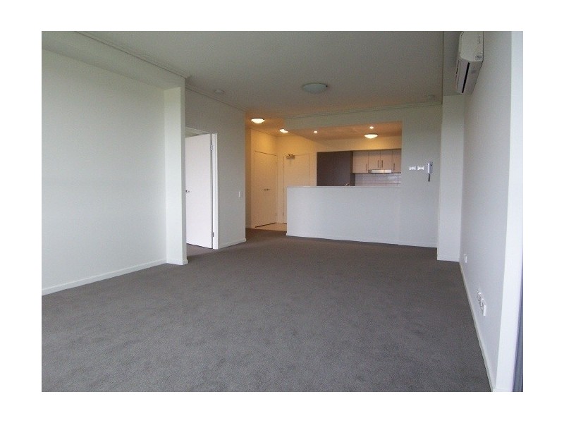 110/2 Riverwalk Ave, Robina QLD 4226