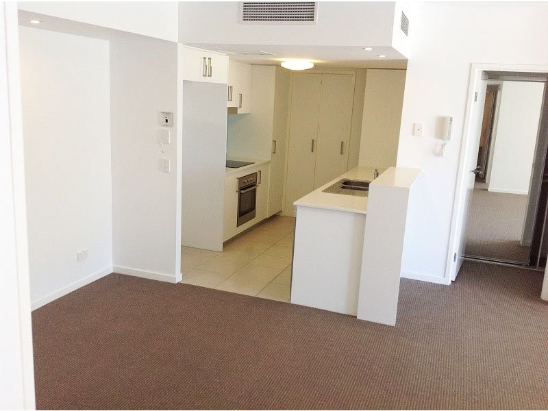 27 Boardwalk Boulevard, Mount Coolum QLD 4573