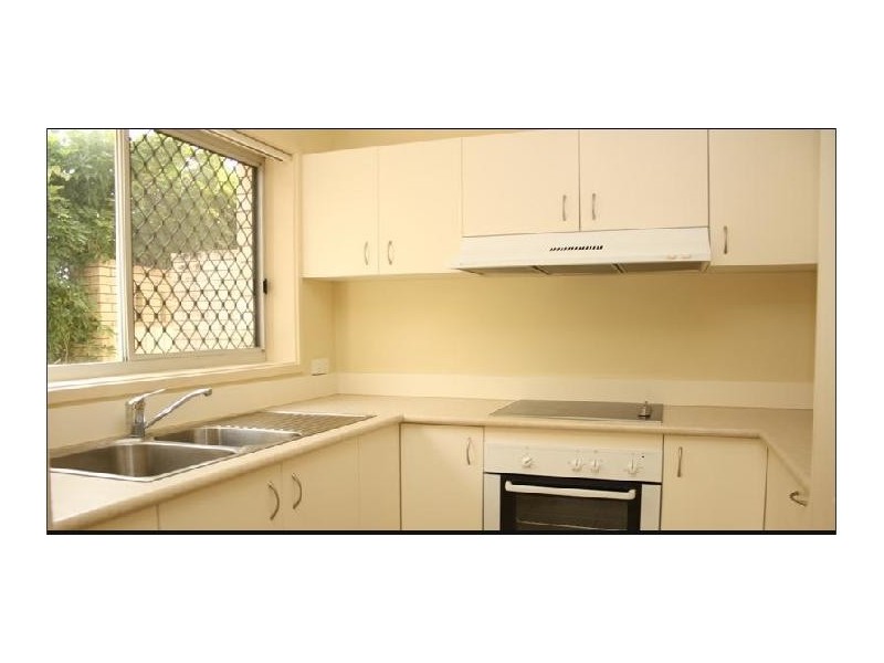 3/192 Ferny Avenue, Surfers Paradise QLD 4217