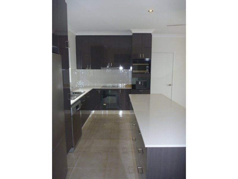 58 Euro Boulevard, Kirwan QLD 4817