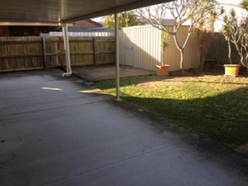 42 Kangaroo Ave, Coombabah QLD 4216