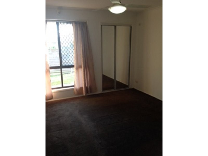 42 Kangaroo Ave, Coombabah QLD 4216