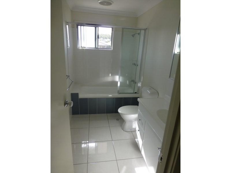 30 Carmarthen Circuit, Pacific Pines QLD 4211