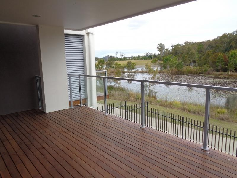 29-49 Varsity Parade, Varsity Lakes QLD 4227