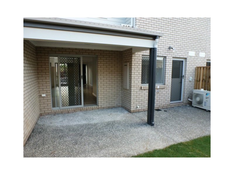 86 Carselgrove Ave, Fitzgibbon QLD 4018