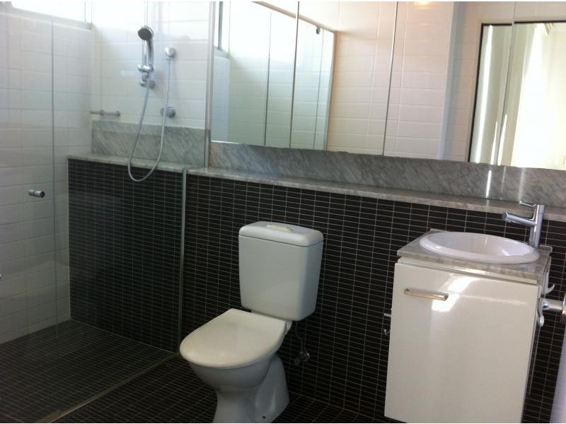 74/89 Lambert St, Kangaroo Point QLD 4169