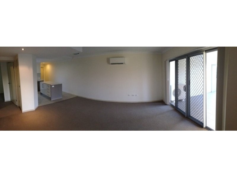 9 Victor Street, Holland Park QLD 4121