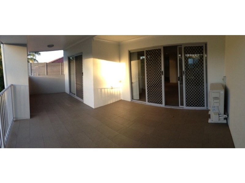 9 Victor Street, Holland Park QLD 4121