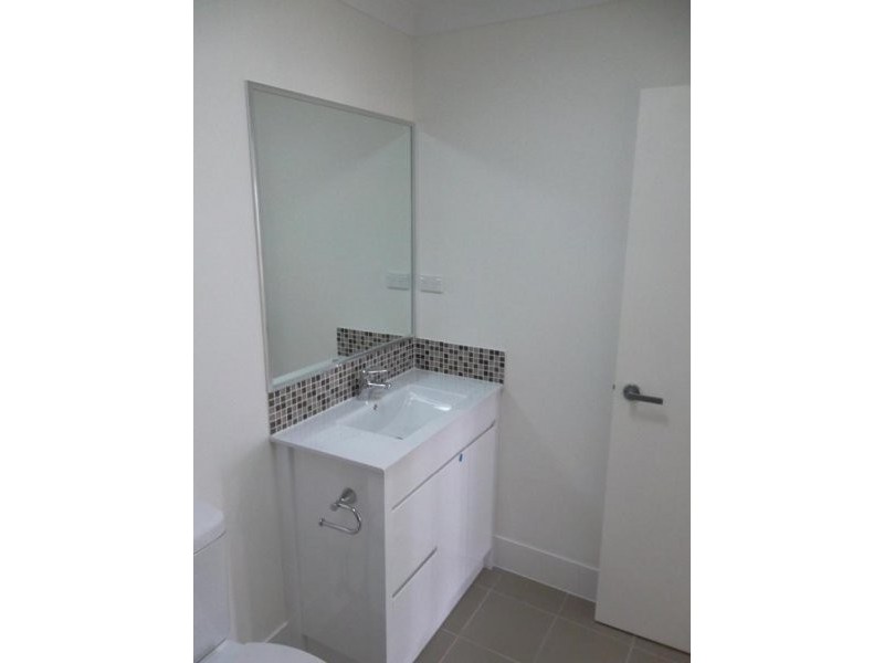 3 Photinia Cres, Mountain Creek QLD 4557