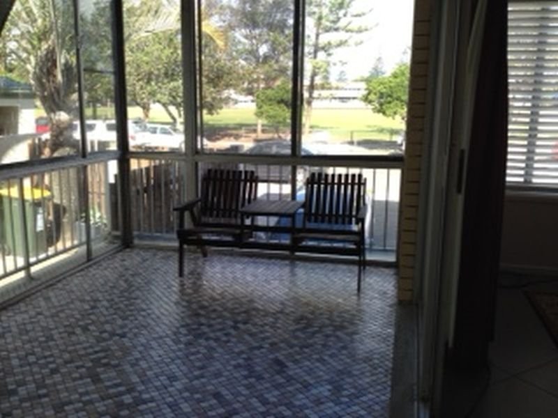 7 Margaret Avenue, Broadbeach QLD 4218