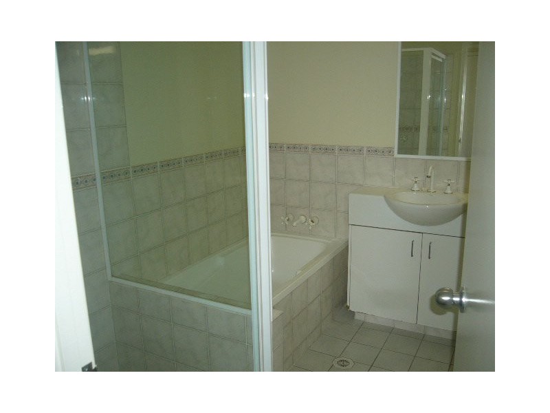 15/18 Tallebudgeera Creek Rd,, Burleigh Heads QLD 4220
