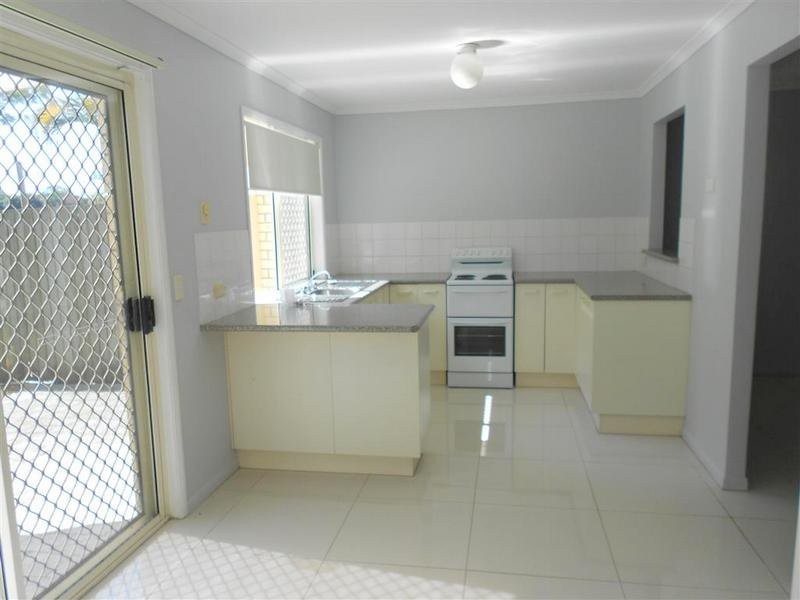 11 Rebecca Way, Slacks Creek QLD 4127