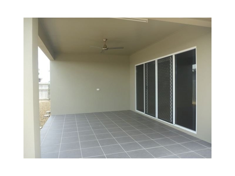 58 Euro Boulevard, Kirwan QLD 4817