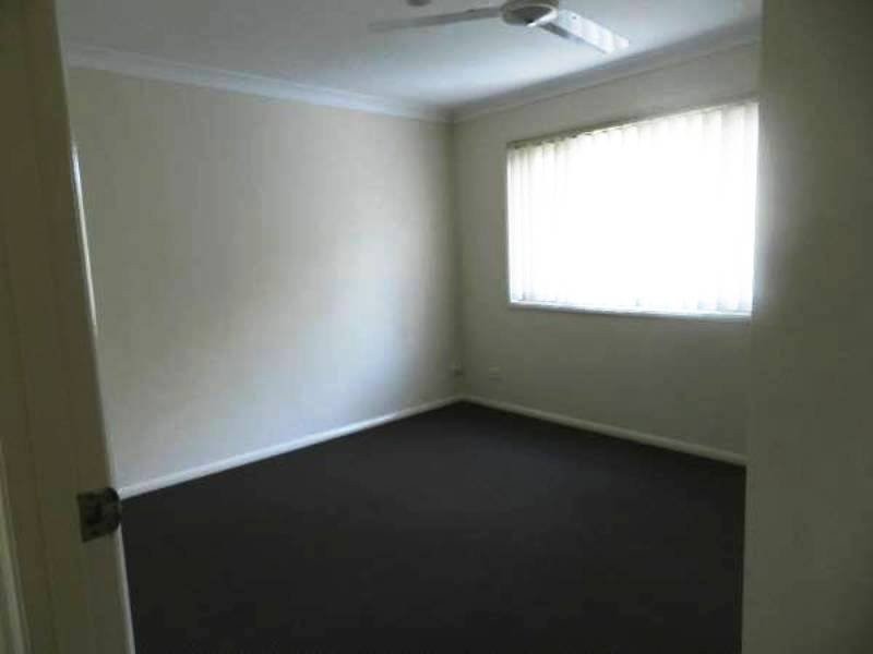 18 Batchworth Road, Molendinar QLD 4214