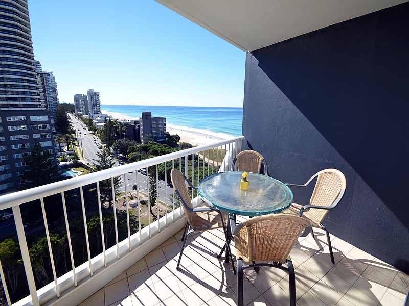 32/3490 Main Beach Parade, Main Beach QLD 4217