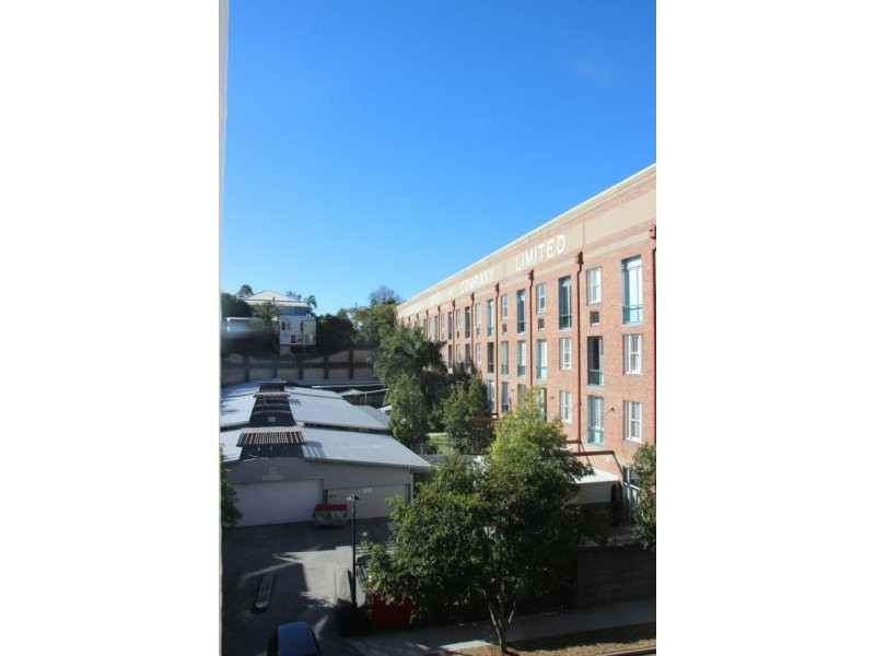 64 Macquarie Street, Teneriffe QLD 4005