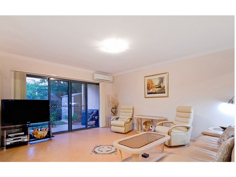 24/117 – 139 Palm Meadows Drive, Carrara QLD 4211