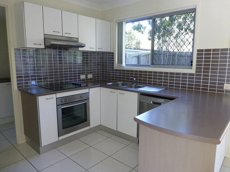 30 Carmarthen Circuit, Pacific Pines QLD 4211