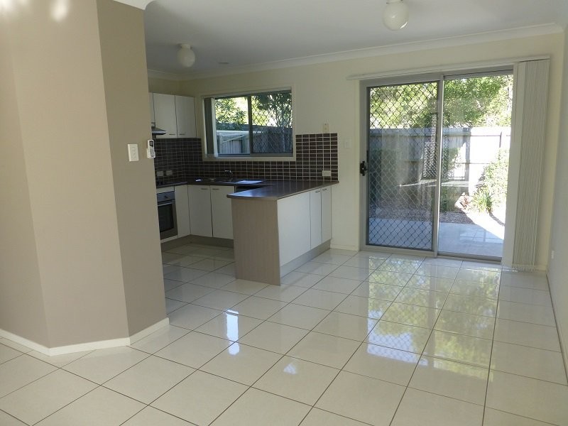 30 Carmarthen Circuit, Pacific Pines QLD 4211