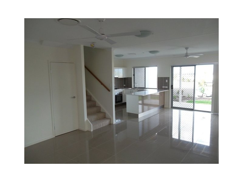 45 Photinia Cres, Mountain Creek QLD 4557