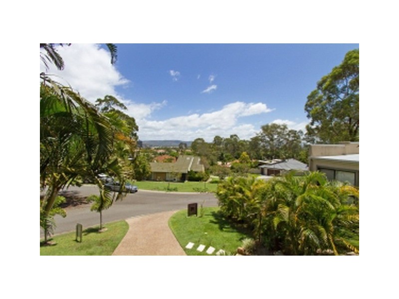 5 Medinde Court, Robina QLD 4226
