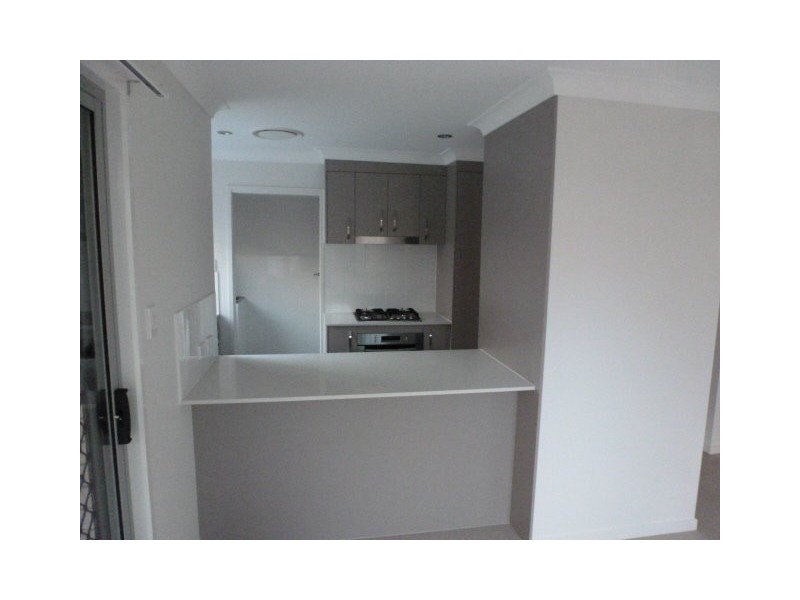 86 Carselgrove Ave, Fitzgibbon QLD 4018