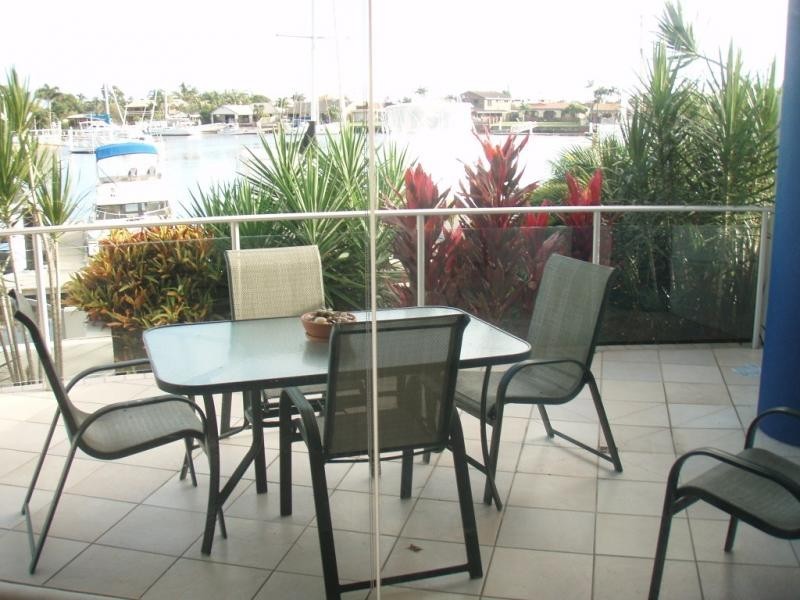 13 Nicklin Way, Minyama QLD 4575