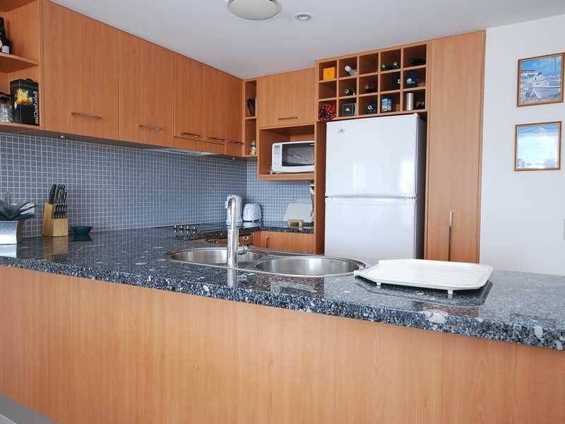 13 Nicklin Way, Minyama QLD 4575