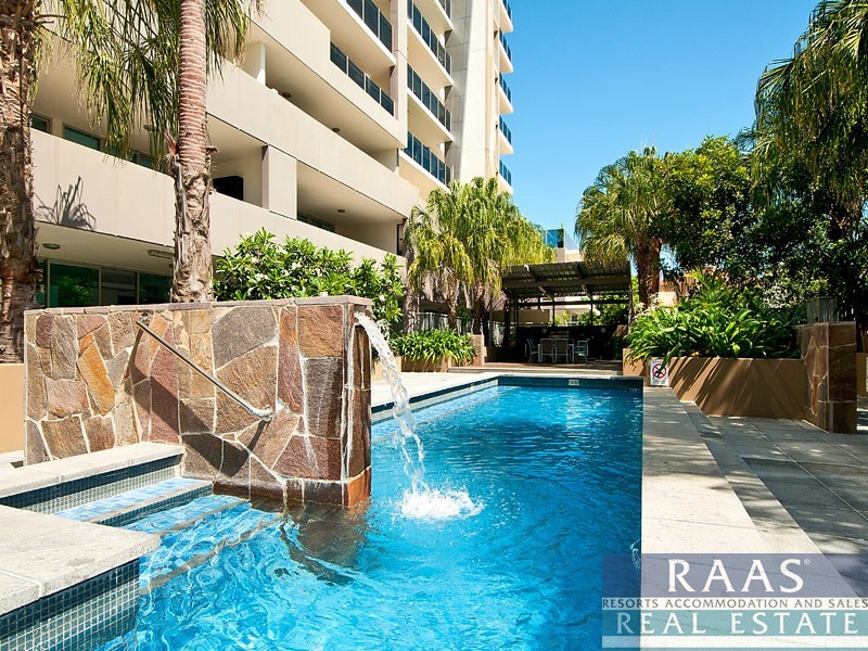 Chevron Island QLD 4217