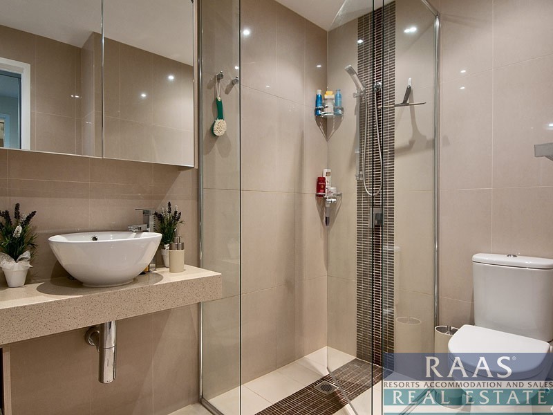 Chevron Island QLD 4217