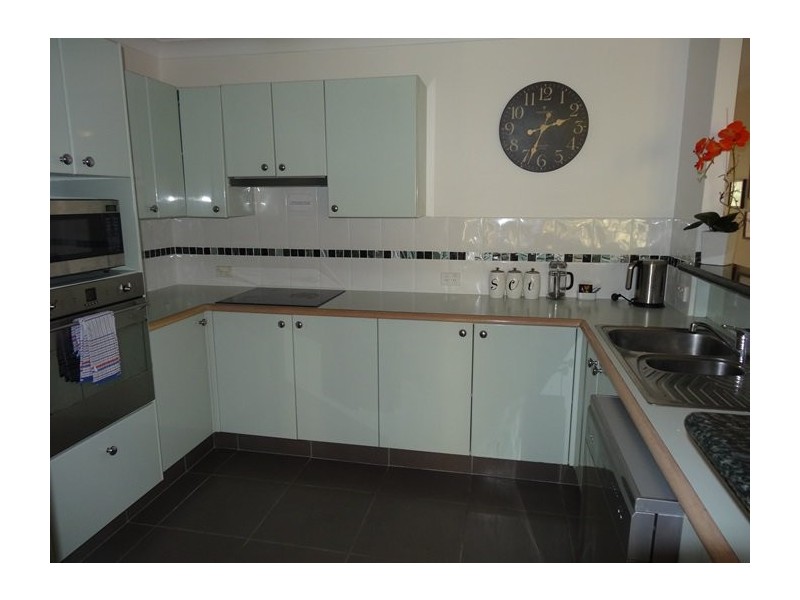 19/1 Great Hall Dve, Nobby Beach QLD 4218